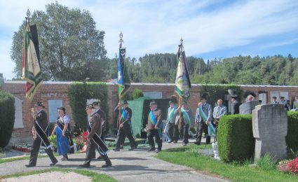 kl-Fahnenabordnungen