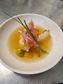 863a5170-b71f-489d-aeda-1d319a959143