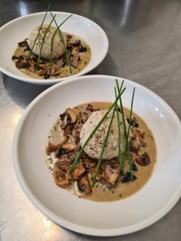 d8d5957a-dc77-45e0-8b69-78a7c2373530