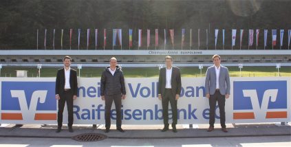 Bild 1 - Volksbank Raiffeisen Bank & Chiemgau Arena