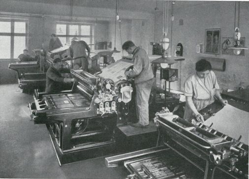 Druckerei 1930_Foto aus_Der Weg des Bergverlags Rudolf Rother 1920 - 1930_Archiv Rudolf Rother jun