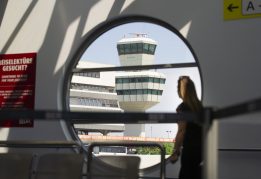 Flughafen Berlin Tegel Landseite