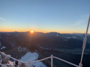 cefc25db-9364-46b7-98c5-38f57dae7842