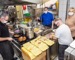 Musikantenfuetterung_FeldwNov2020_V0A2374i