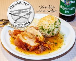 Musikantenfuetterung_FeldwNov2020_V0A2400i+L