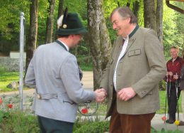 1. Vorstand Claus Reiter mit Baron Rasso von Cramer-Klett