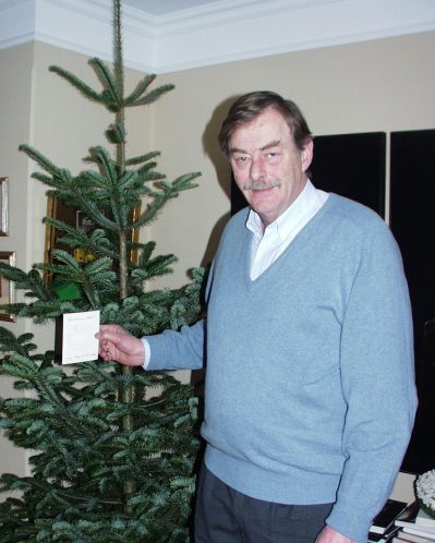 Baron mit Christbaum