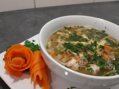 Hühnersuppe kl 2