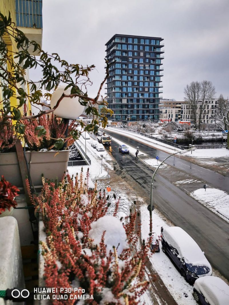 e7592955-c9e4-417e-b63b-c965c9972d90