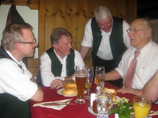 kl-1Dialog mit Mauserwegerltrio