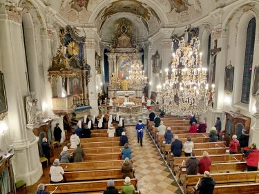 Blick in Pfarrkirche