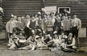 Gruppenbild Burschen 1927