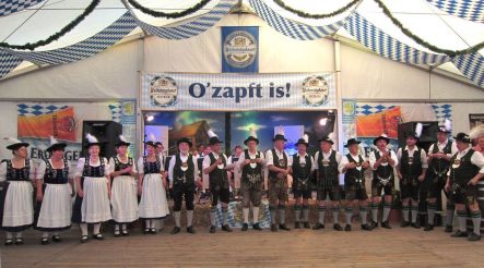 IMG_5783_Trachtengruppe_2016_m