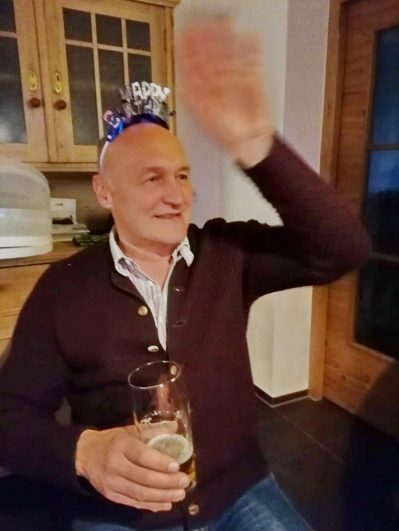 aa2361fe-ef53-4c34-b9ff-87a710d91dba