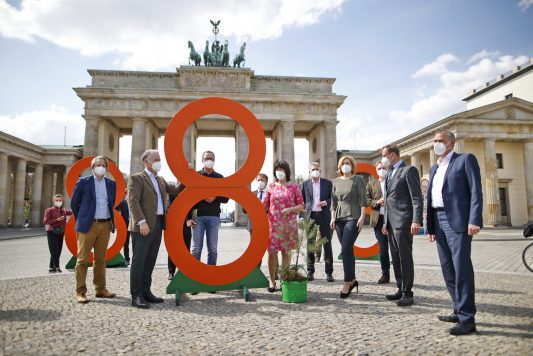 Bild1_mit_Bundeslandwirtschaftsministerin