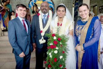 05_mit_dem_Brautpaar_IMG_6038_k