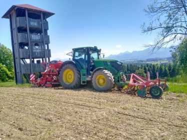 1Beim Aussichtsturm Ratzingerhöhe