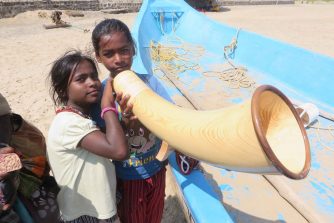 IMG_1761_Kinder_mit_Alphorn