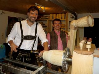 k3-IMG_4232_Robert_Vogel_in_seiner_Werkstatt_k