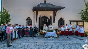 Festgottesdienst-zum-Patrozinium-mit-Kraeuterweihe-1010870