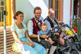 Festgottesdienst-zum-Patrozinium-mit-Kraeuterweihe-1460602