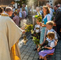 Festgottesdienst-zum-Patrozinium-mit-Kraeuterweihe-1460731-2
