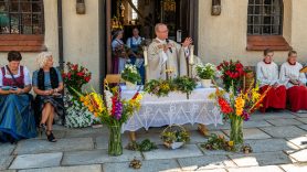 Festgottesdienst-zum-Patrozinium-mit-Kraeuterweihe-1460865