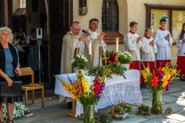 Festgottesdienst-zum-Patrozinium-mit-Kraeuterweihe-1460911