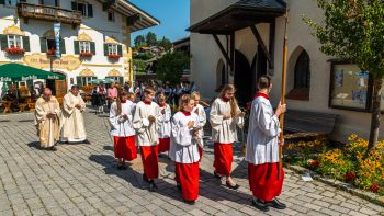 Festgottesdienst-zum-Patrozinium-mit-Kraeuterweihe-1460954