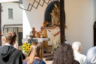 KID21149-040921-6782