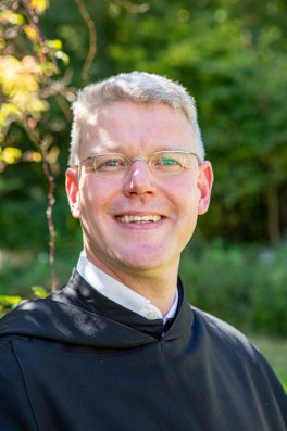 KID21149-040921-7697