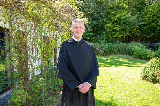 KID21149-040921-7708