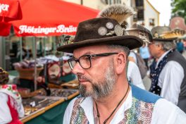 Trachtenmarkt-1490830