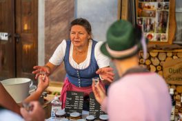 Trachtenmarkt-1490967