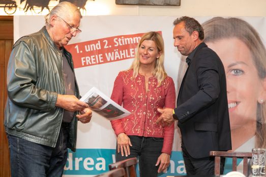 Umweltminister Thorsten Glauber FW in Traunstein und BGL_mit Hans Langbauer_2101(c)Axel Effner