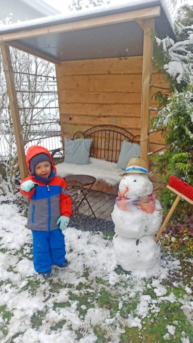 1caeeab6-d4d6-4be5-8e9e-0942b6f1e47f