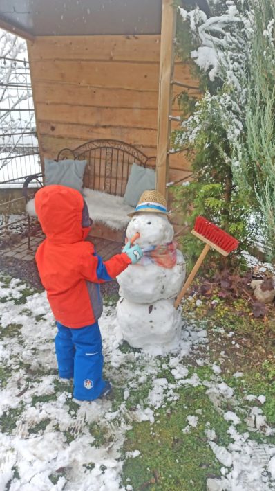 add01a0d-128a-4c41-b9e6-c25791b31cda