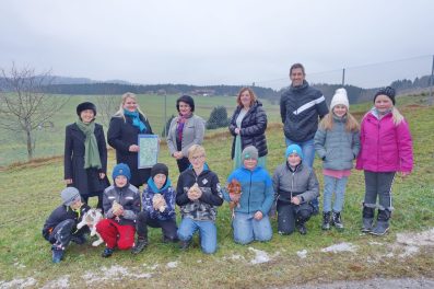 1Im Hintergrund Munzing