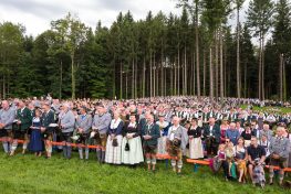 RN-Atzing-Festmesse-1070086