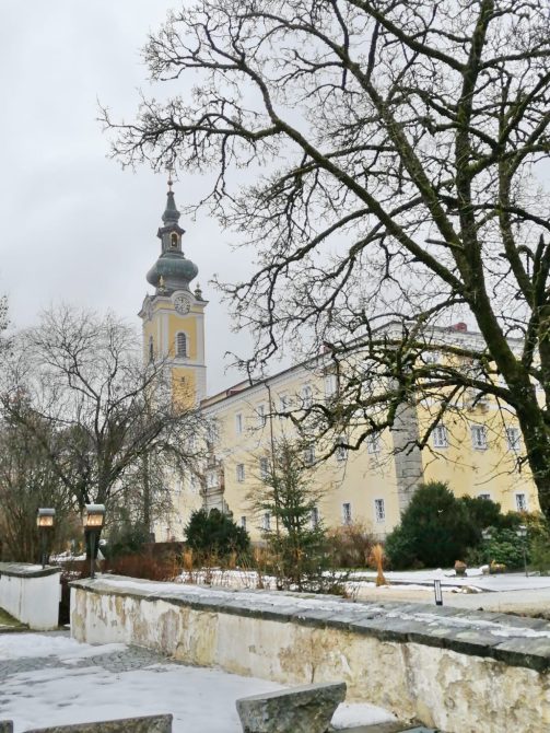 ae67451a-4794-436e-84c5-3188180d454e