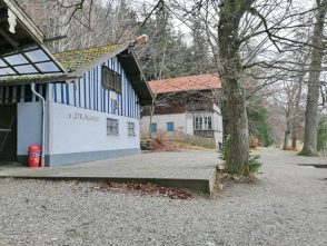 1d51e39a-523b-48a3-8332-507b8aae7080