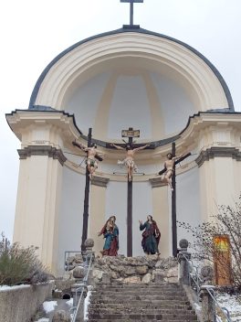 3dd8b2f9-050f-4507-8a86-737a6d250133