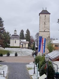 f2ad03d5-1f2f-4f9e-b139-fb3963f049bb