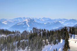 Blick von der Kampenwand in die Zentralalpen_Foto H. Reiter (1)