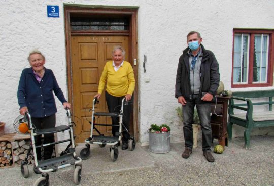 kl-1Niggl-Dirndl Pfannstiel - Gretl und Anne Rupert