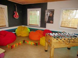 kl-1Sitzgruppe neu 2