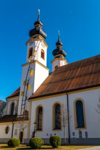 Kunstprojekt "Himmelsleiter" von Erwin Wiegerling am Kirchturm