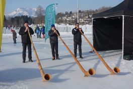 Reit im Winkler Alphornbläser beim Start