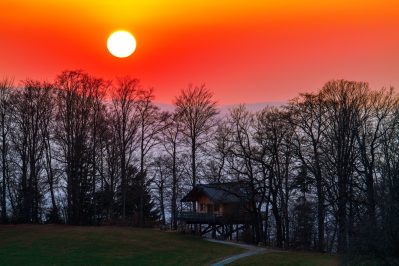 de4c9c7a-d305-404a-8e47-ef5a7a124d15