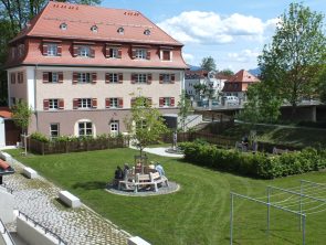 mangfalltreff gartenbank menschen_cp965